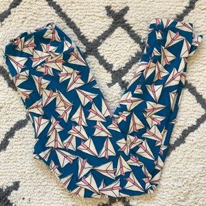 LuLaRoe OS Paper Airplane Leggings